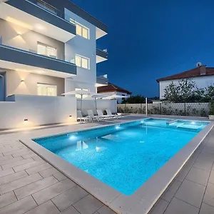 3* Hotell Trogirski Dvori