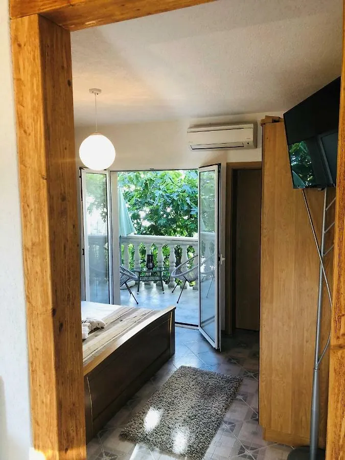 Garden Apartment Near Trogir, With Swimming Pool And Barbecue Area